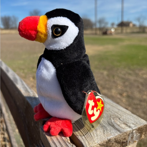 Ty Other - Ty Puffin Plush with Red, Black, and White Puffer 1997